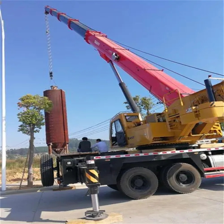 柘荣县吊车租赁作业时的保养和维护