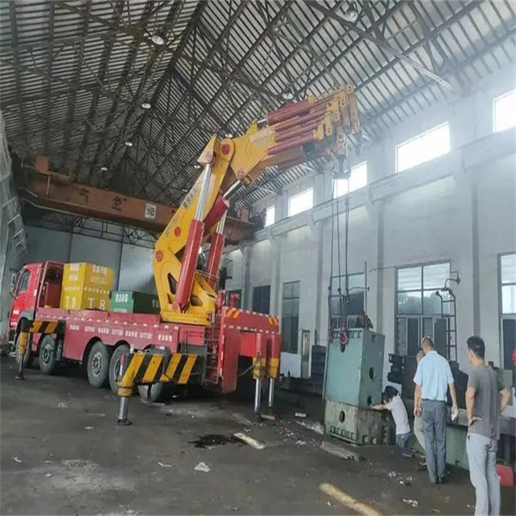 柘荣县山区地形租赁哪种吊车最合适？